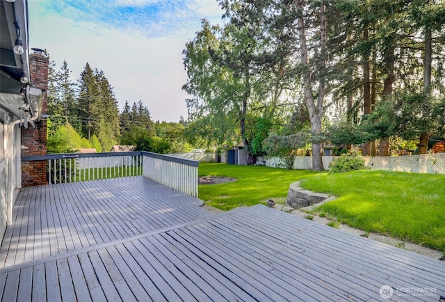 9807 S Lake Stevens Rd, Lake Stevens, WA 98258 - deck featuring a yard