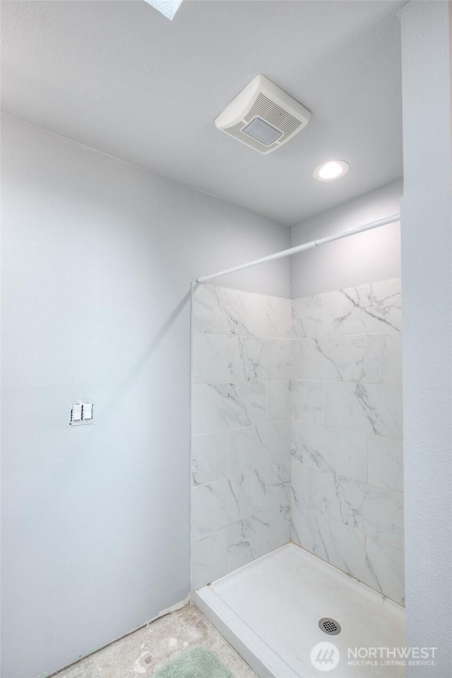 33 4th Ave, Ocean Shores, WA 98569 - bathroom featuring a shower stall and visible vents
