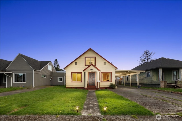 2824 Pacific Ave, Hoquiam, WA 98550 - bungalow with a lawn, driveway, and crawl space