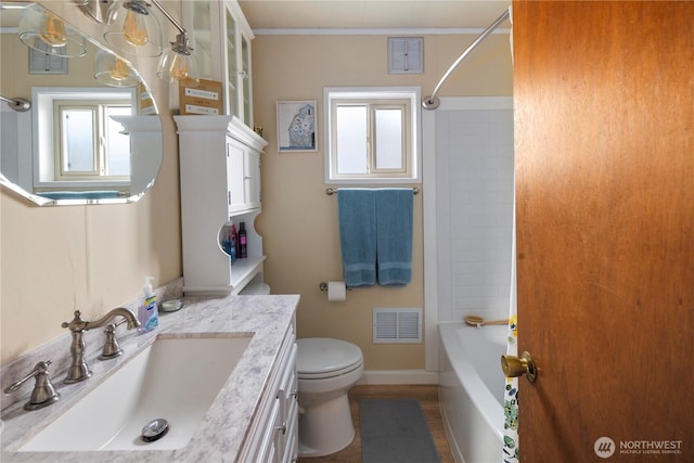 2824 Pacific Ave, Hoquiam, WA 98550 - bathroom featuring shower / washtub combination, visible vents, toilet, and vanity