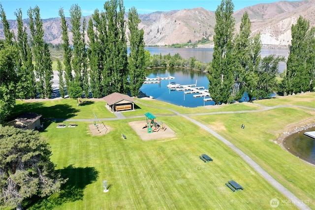 560 W Emerson Dr, Orondo, WA 98843 - bird's eye view of a water and mountain view