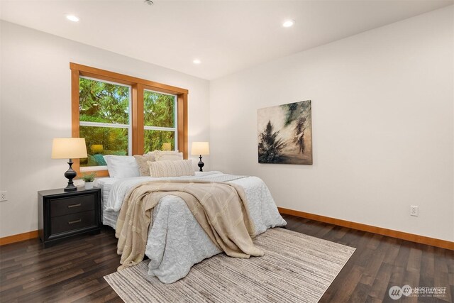 25935 SE 235th Way, Maple Valley, WA 98038 - bedroom with dark wood-style flooring, baseboards, and recessed lighting