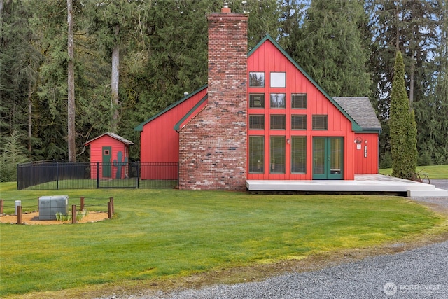 exterior space featuring fence