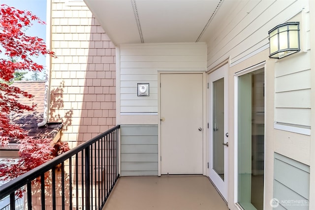 15026 40th Ave W Unit 7-203, Lynnwood, WA 98087 - view of balcony