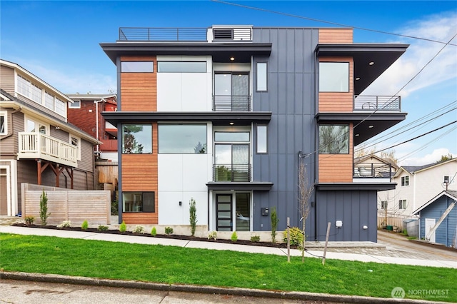 3111 Queen Anne Ave N, Seattle, WA 98119 - view of front facade