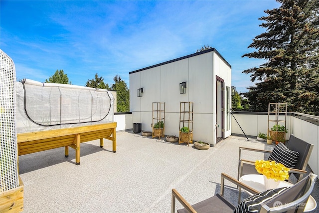 10410 2nd Pl SW, Seattle, WA 98146 - view of patio / terrace