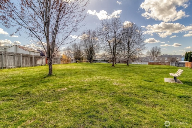 2335 Hawk Dr, Walla Walla, WA 99362 - view of yard featuring fence and a residential view