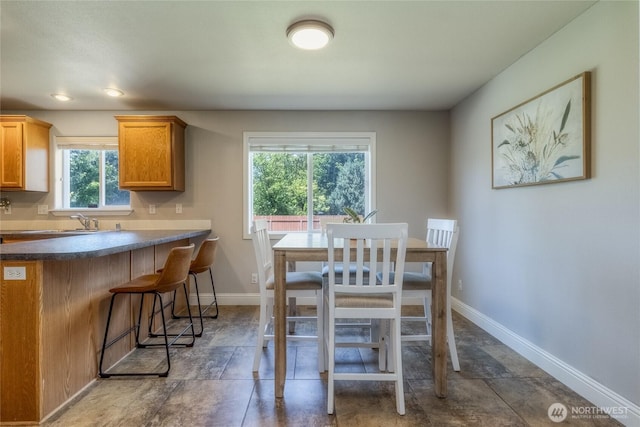 2335 Hawk Dr, Walla Walla, WA 99362 - dining area featuring baseboards