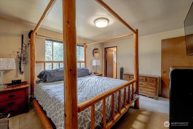 515 N 188th St, Shoreline, WA 98133 - bedroom with carpet flooring and a textured ceiling
