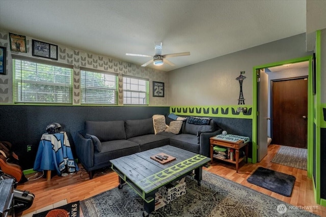 515 N 188th St, Shoreline, WA 98133 - living room with wood finished floors and a ceiling fan