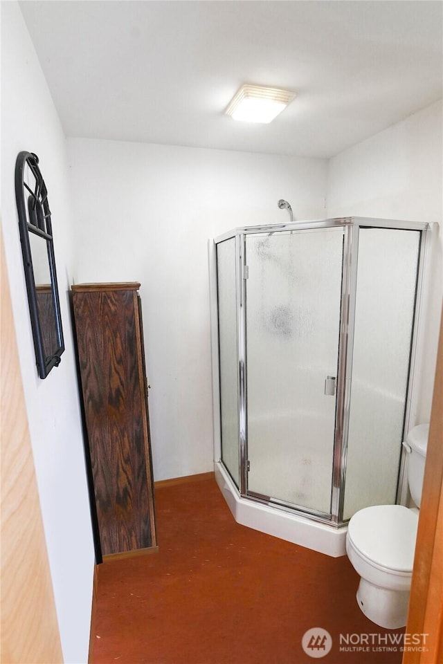 115 Kakela Rd, Winlock, WA 98596 - bathroom with toilet and a shower stall