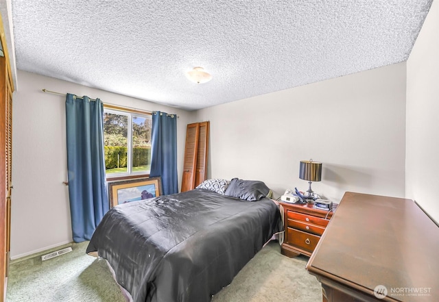 9652 Ronald Dr, Blaine, WA 98230 - carpeted bedroom featuring a textured ceiling and visible vents
