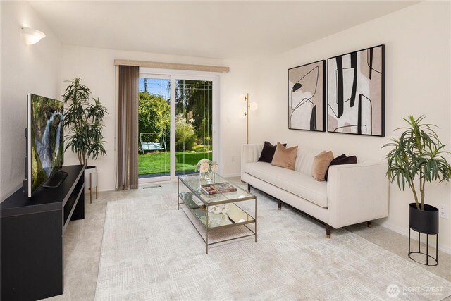 9115 SE 72nd Pl, Mercer Island, WA 98040 - living area featuring light colored carpet and baseboards