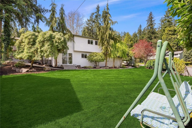 9115 SE 72nd Pl, Mercer Island, WA 98040 - view of yard