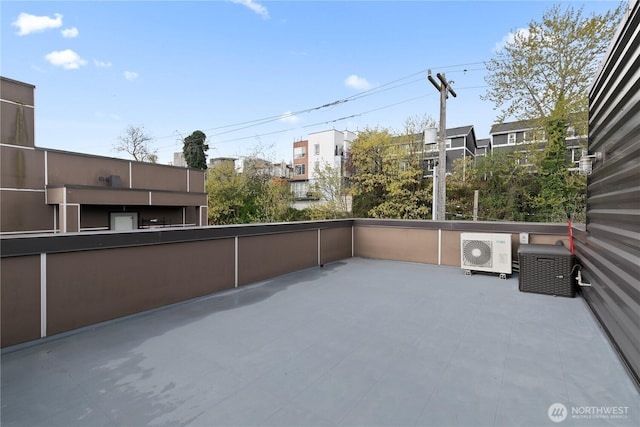 1762 Valentine Pl S, Seattle, WA 98144 - view of patio with a balcony