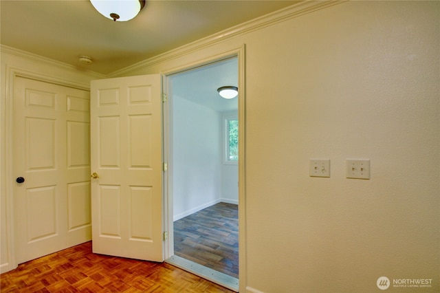 8095 Mosey Ct, Maple Falls, WA 98266 - hall featuring crown molding and baseboards