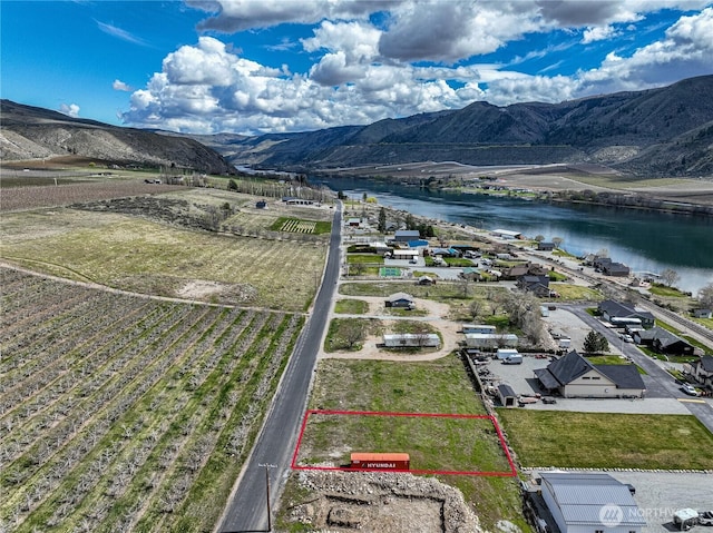 3906 Stayman Flats Rd, Chelan, WA 98816