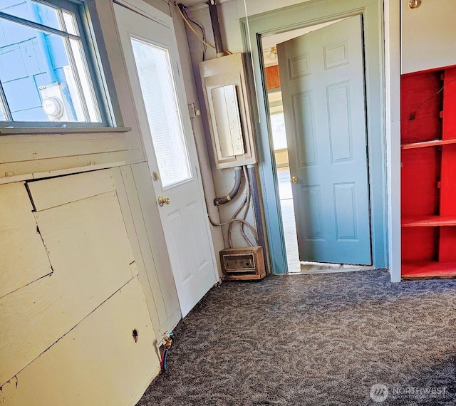 3025 Simpson Ave, Hoquiam, WA 98550 - doorway with carpet floors