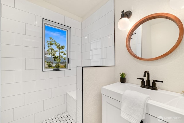 1016 Coronado Ave, Bellingham, WA 98229 - bathroom featuring a tile shower and vanity