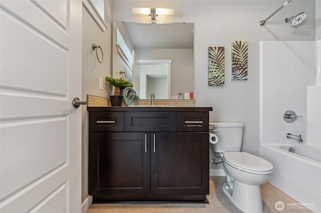 19225 Damson Rd Unit J2, Lynnwood, WA 98036 - bathroom with washtub / shower combination, toilet, and vanity