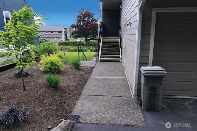 24762 45th Ave S Unit 12-D1, Kent, WA 98032 - view of grassy yard