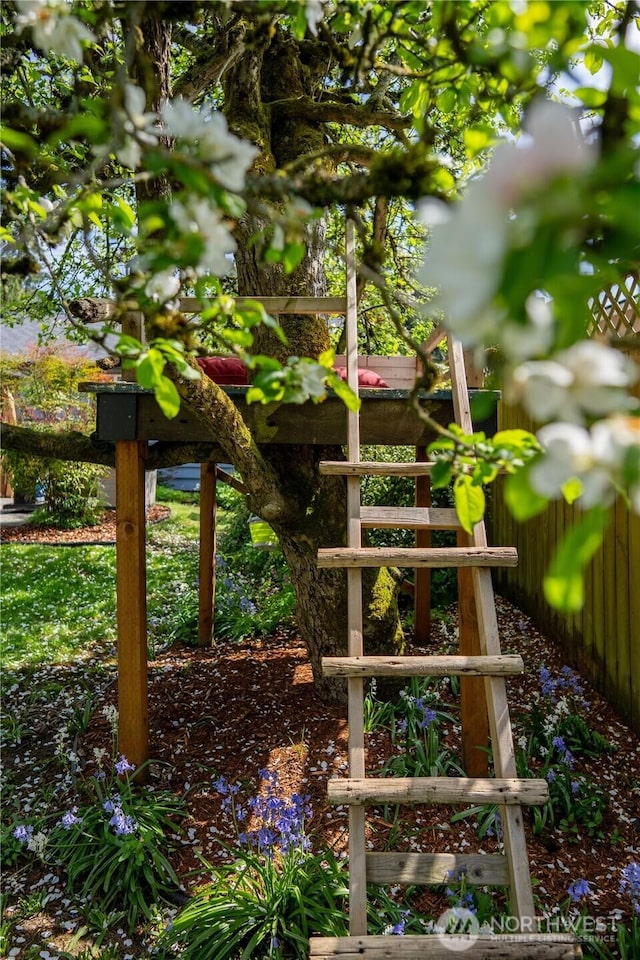 exterior space with fence
