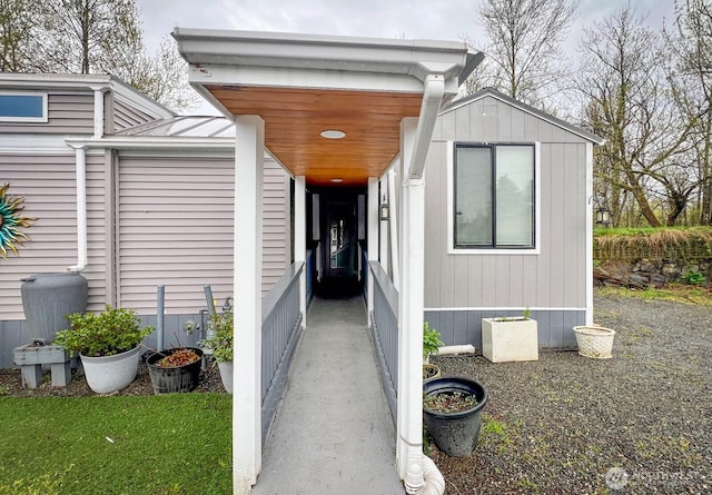 view of outbuilding with an outbuilding
