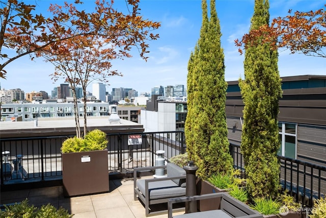 1408 12th Ave Unit 507, Seattle, WA 98122 - balcony with a city view