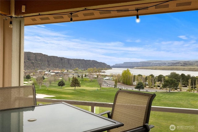 23154 Sunserra Loop NW Unit B15, Quincy, WA 98848 - exterior space featuring a water view