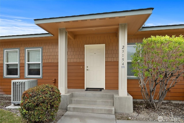 23154 Sunserra Loop NW Unit B15, Quincy, WA 98848 - property entrance with cooling unit