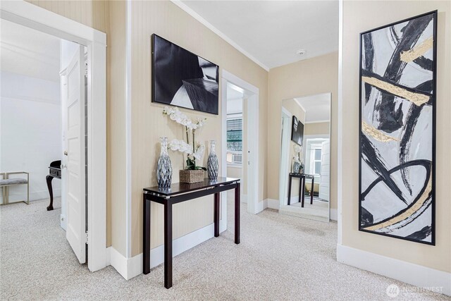 819 NW 50th St, Seattle, WA 98107 - hallway with carpet flooring, baseboards, and ornamental molding