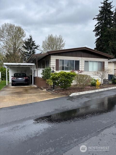 6210 105th Ave Court E Unit 67, Puyallup, WA 98372 - view of front of home with driveway