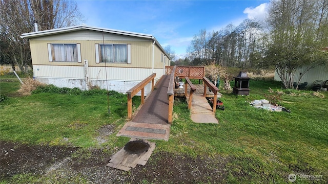 8458 Shintaffer Rd, Blaine, WA 98230 - view of side of property featuring a lawn