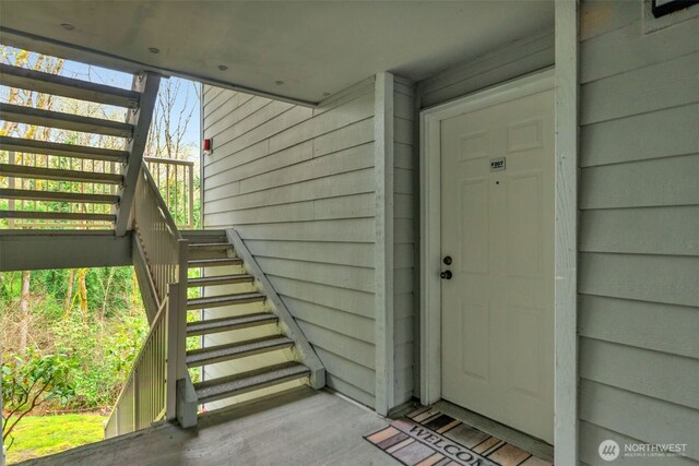 975 Aberdeen Ave NE Unit F207, Renton, WA 98056 - view of entrance to property