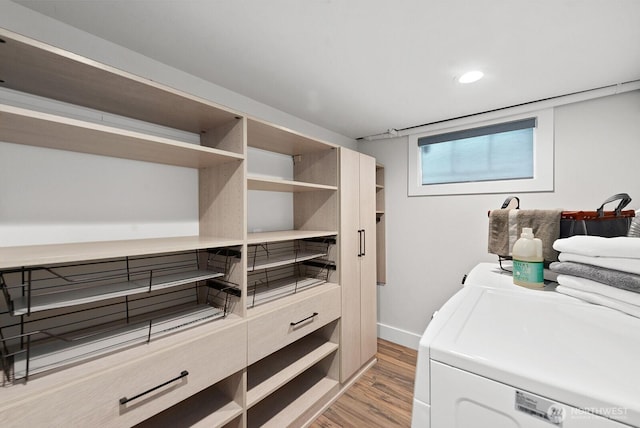 3236 15th Ave S, Seattle, WA 98144 - laundry area with light wood-style floors, independent washer and dryer, baseboards, and recessed lighting