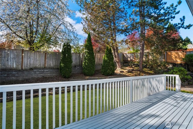 12204 30th St NE, Lake Stevens, WA 98258 - deck featuring a fenced backyard and a yard