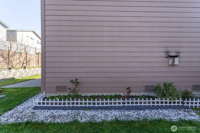 12512 SE 302nd Pl, Auburn, WA 98092 - view of property exterior with fence