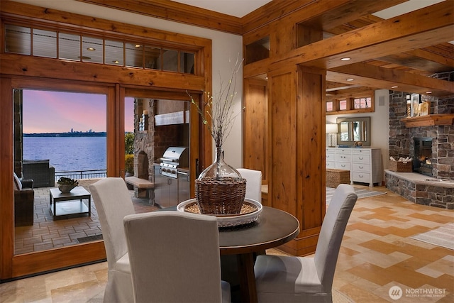 137 Lake Ave W, Kirkland, WA 98033 - dining room featuring a water view