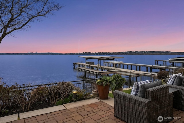 137 Lake Ave W, Kirkland, WA 98033 - dock area with a water view