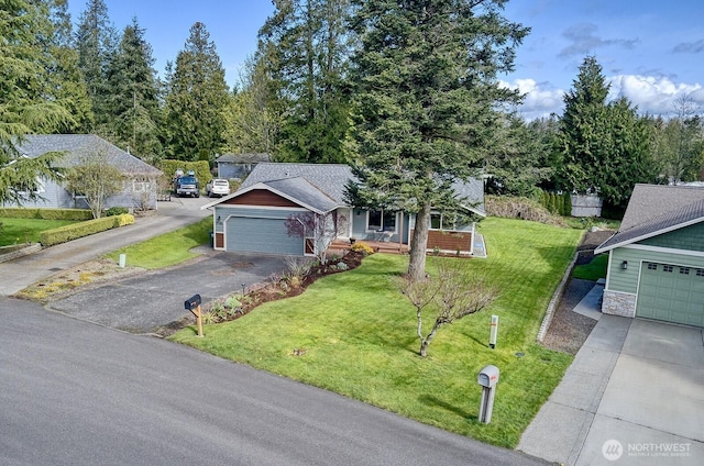 5786 Skagit Pl, Blaine, WA 98230 - ranch-style home featuring an attached garage, driveway, and a front lawn