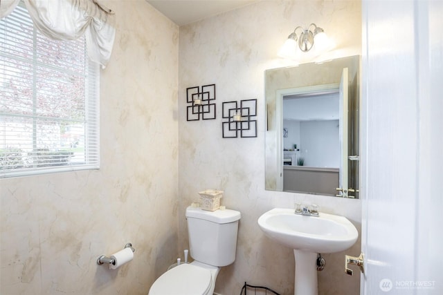 4802 Nassau Ave NE Unit 45, Tacoma, WA 98422 - bathroom with a sink and toilet