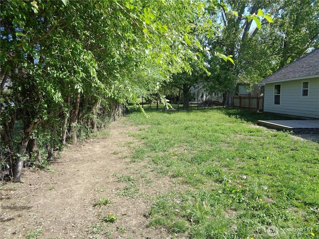 5 Orchard Loop N, Tonasket, WA 98855 - view of yard with fence