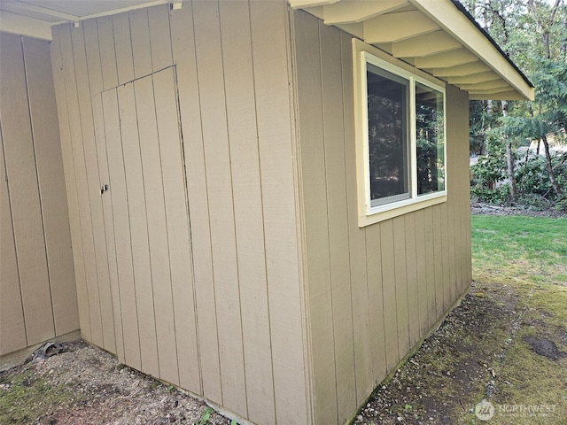 view of side of home