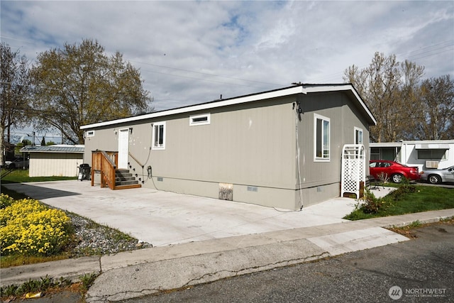 49 Compton Ln, Richland, WA 99354 - view of front of home with crawl space