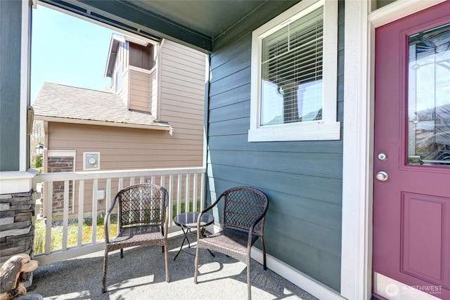 balcony with a porch