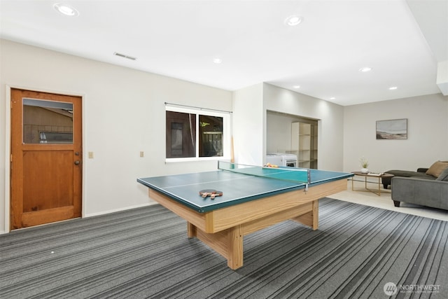 9376 Mercerwood Dr, Mercer Island, WA 98040 - playroom featuring baseboards, carpet flooring, visible vents, and recessed lighting