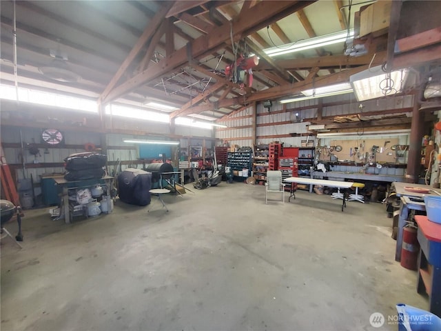 700 Pearl Hill Rd, Bridgeport, WA 98813 - garage with a workshop area