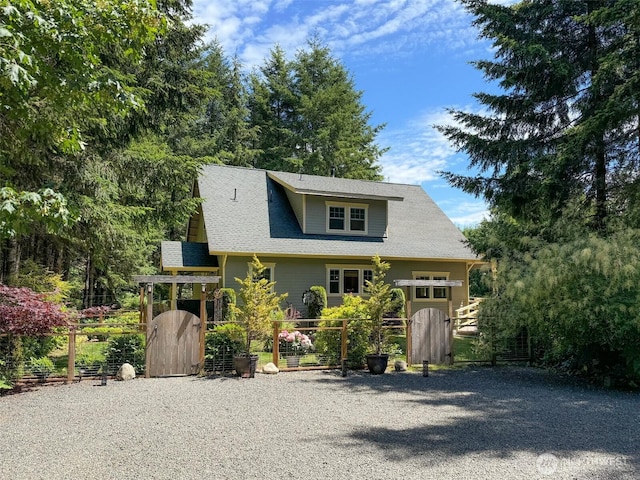 325 Evergreen View Pkwy, Port Angeles, WA 98363 - view of front of house featuring fence and a gate