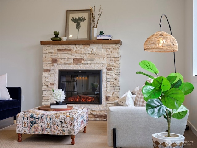 303 Kakela Rd, Winlock, WA 98596 - living room with a fireplace