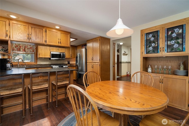 7095 N Wilde Rd, Concrete, WA 98237 - dining area featuring dark wood-style floors and recessed lighting